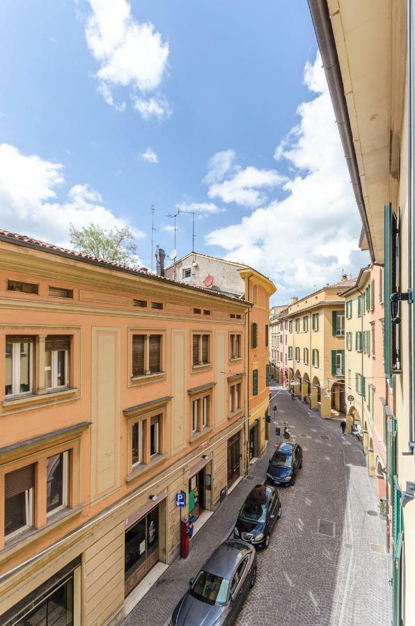 Petroni Apartment Bologna Exterior photo